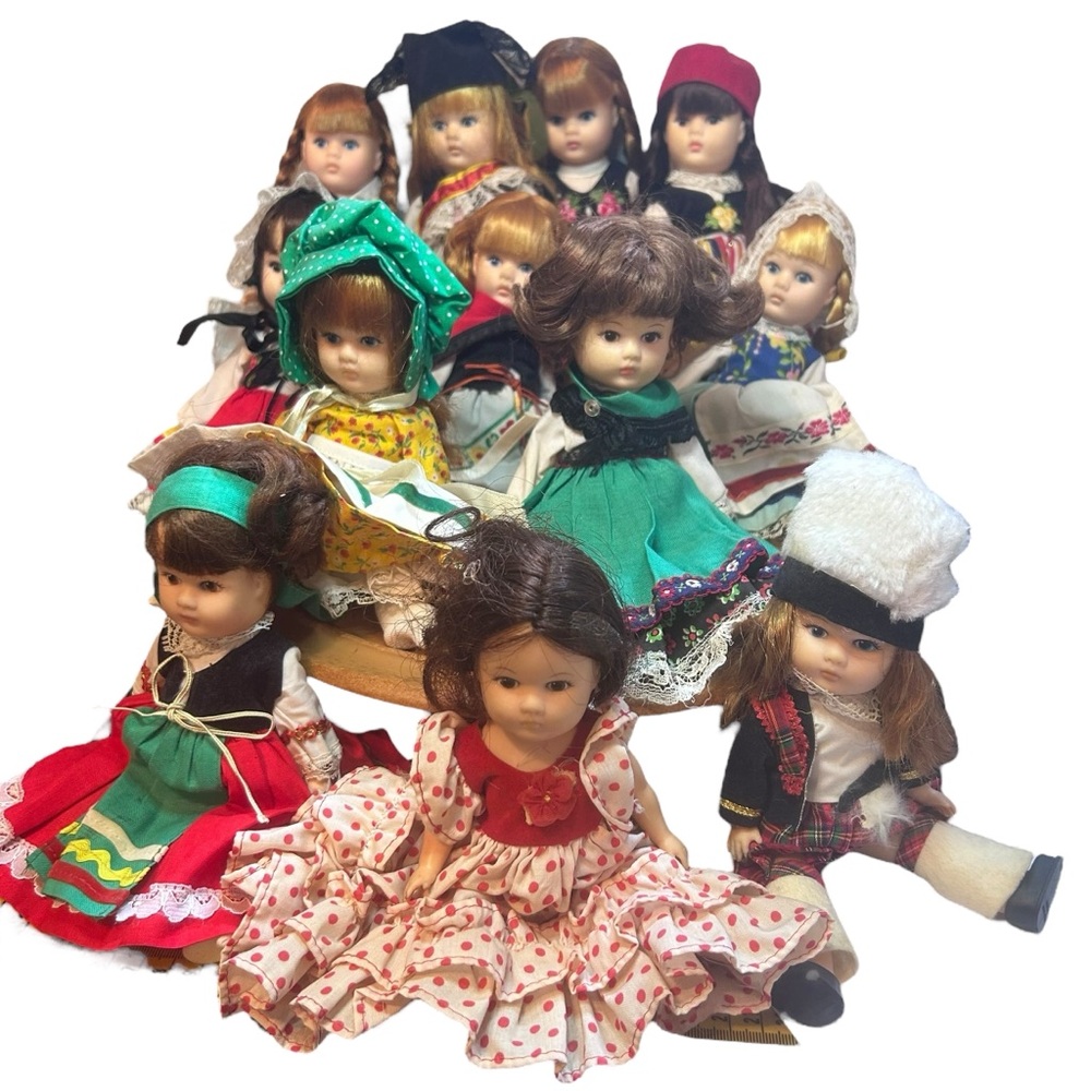 Lot‎ Of 12 Vogue Ginny Dolls 8" Vintage 1972 From Far and Away Lands-READ